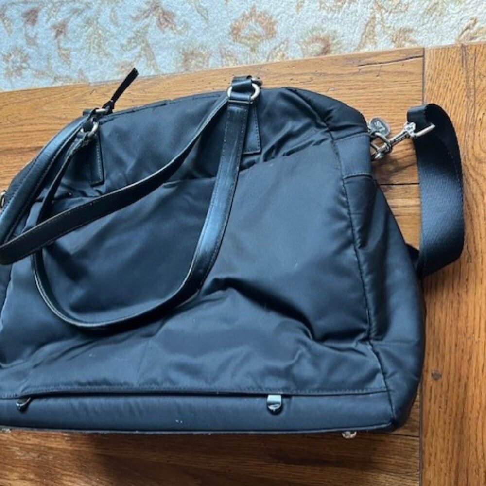 Lo & Sons OG Black/Lavender/Silver Weekend Bag